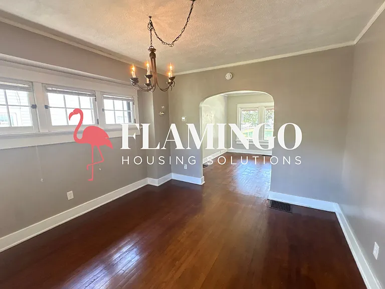 317 Fernwood Ave — Photo 5