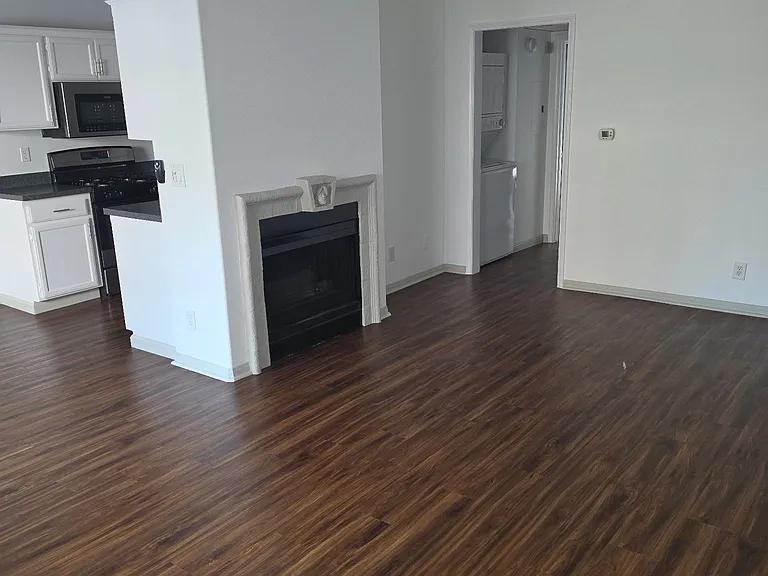 3291 Sawtelle Blvd #203 — Photo 9