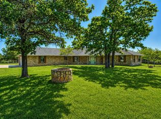 1 Horseshoe Ln, McLoud, OK 74851