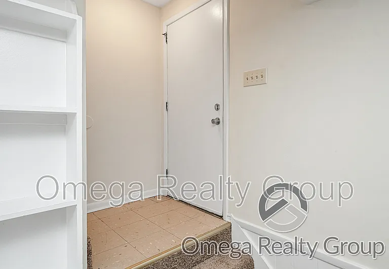 208 Rolling Mill St #8 — Photo 1