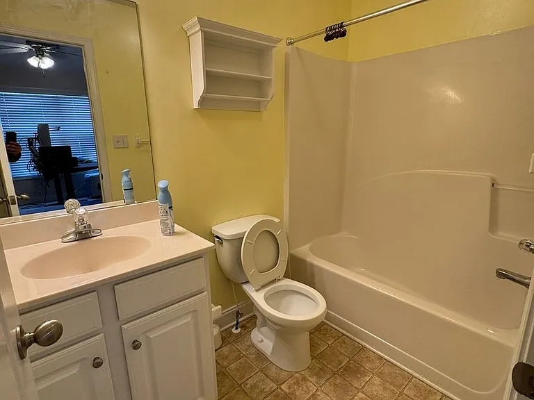 381 Whitehall Rd — Photo 19