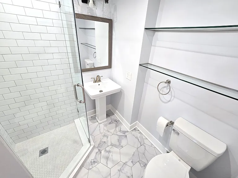 2538 S Wentworth Ave — Photo 10