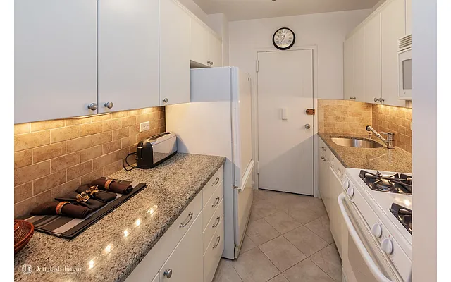 Sold by Douglas Elliman | media 4