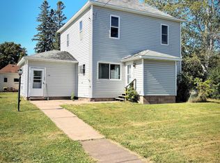 119 N 7th Ave W, Washburn, WI 54891