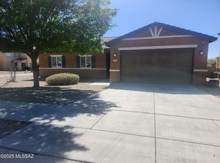 642 W Charles L McKay St, Vail, AZ 85641