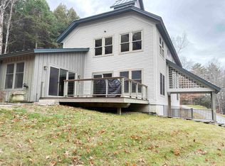 255 Robert Frost Ln, Hartford, VT 05047