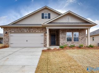 138 Branton Ct, New Market, AL 35761