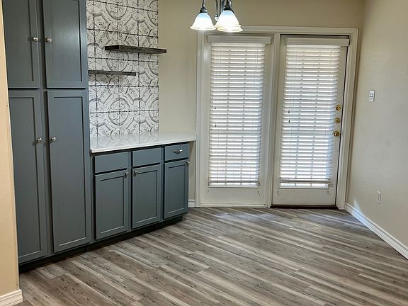 3rd image of 13661 Teague Ln APT 16