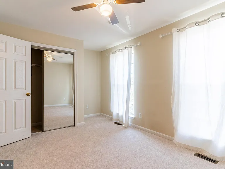 21773 Baldwin Sq — Photo 17