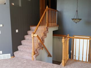 13021 Ogden Cir, Omaha, NE 68164