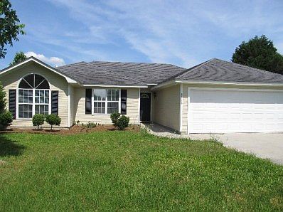 1st image of 3916 Laurelbrook Dr