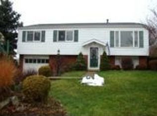 1369 Conway St, Greensburg, PA 15601
