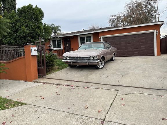 2nd image of 519 S Cypress Ave