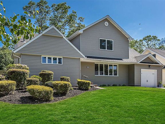 2nd image of 2148 Seneca Dr S
