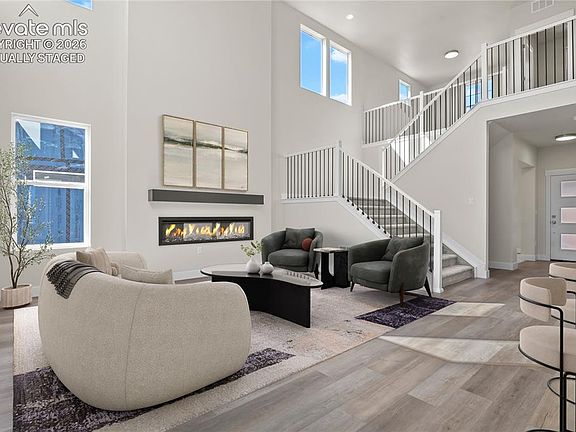 3rd image of 10119 Lake Arbor Ln