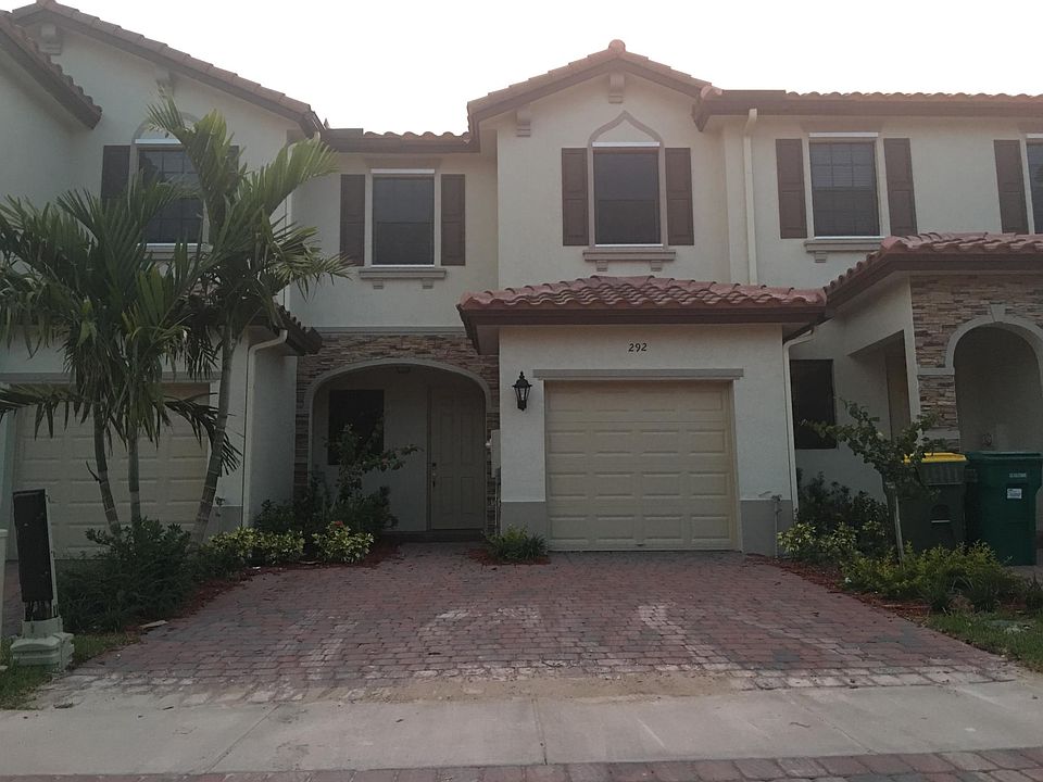 1st image of 292 SE 37th Ter