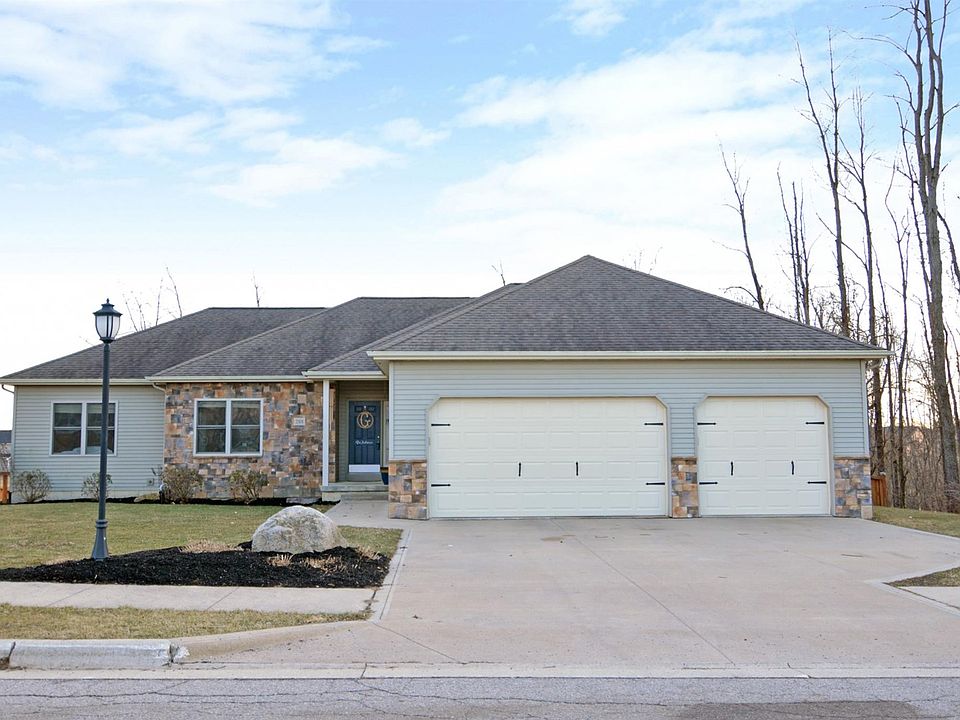 Welcome to 2301 Highlander Dr