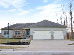 2301 Highlander Dr, Warsaw, IN