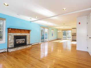 25 Woodview Dr UNIT A, Falmouth, MA 02540