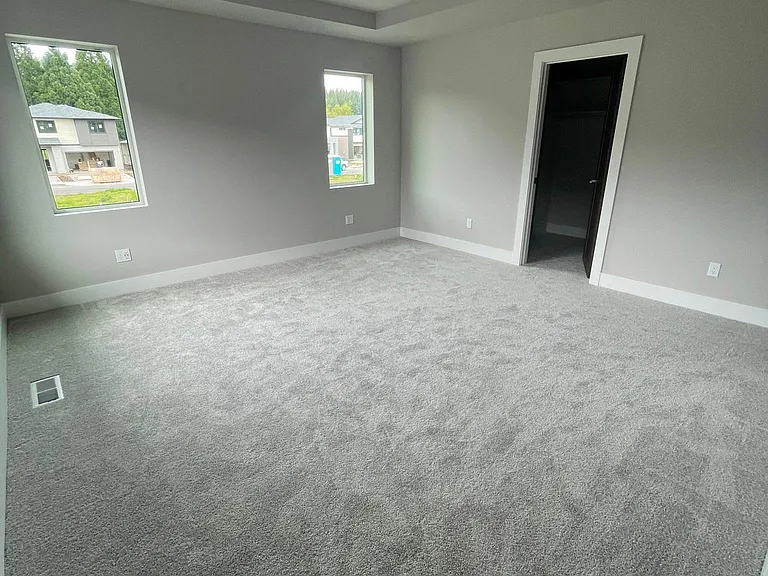 16555 SE Pleasant Valley Pkwy — Photo 12