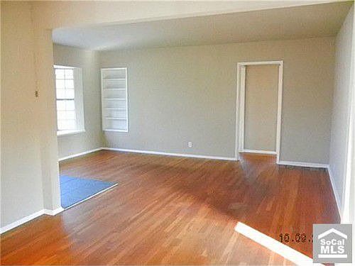 5th image of 3712 Stevely Ave