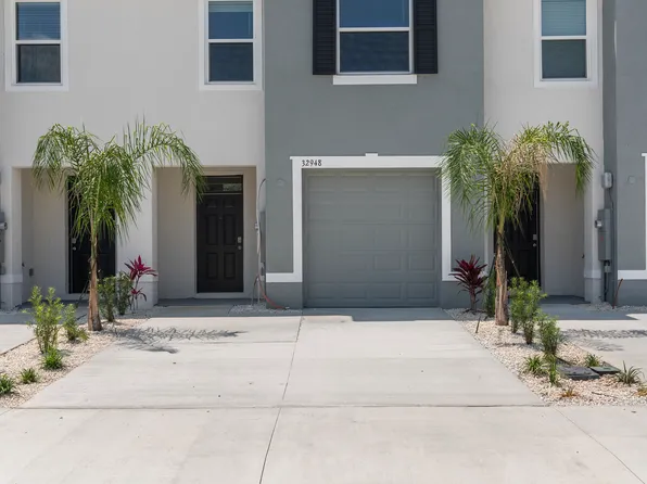 32948 Pez Landing Ln, Wesley Chapel, FL 33543