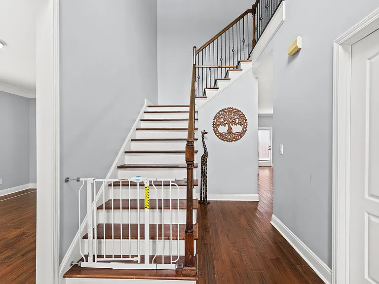 50 Riverstone Dr — Photo 14