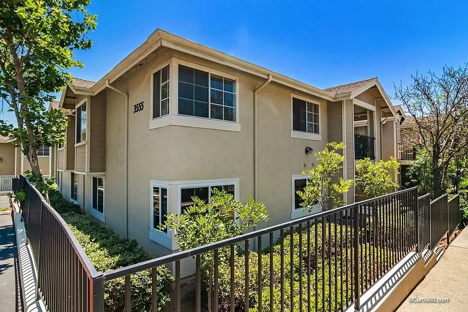 3 bed, 1088 sqft, $1,025 — Photo 2