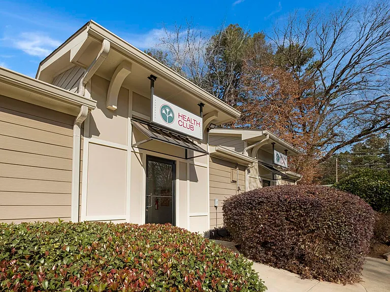 Springdale Glen — Photo 25