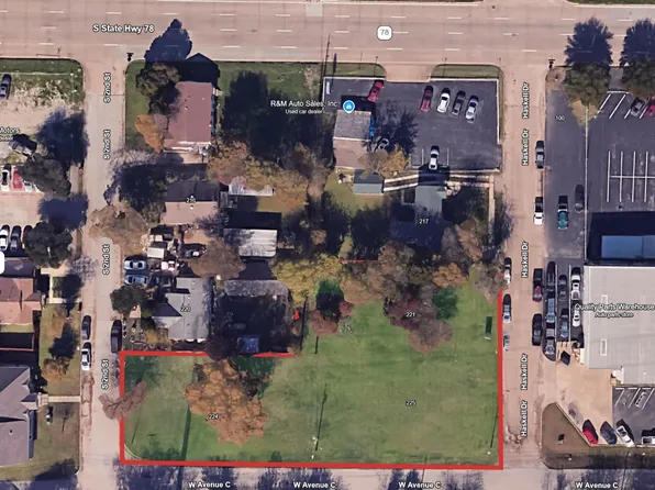 221 Haskell Dr, Garland, TX 75040