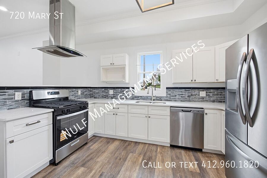 1st image of 720 Mary St