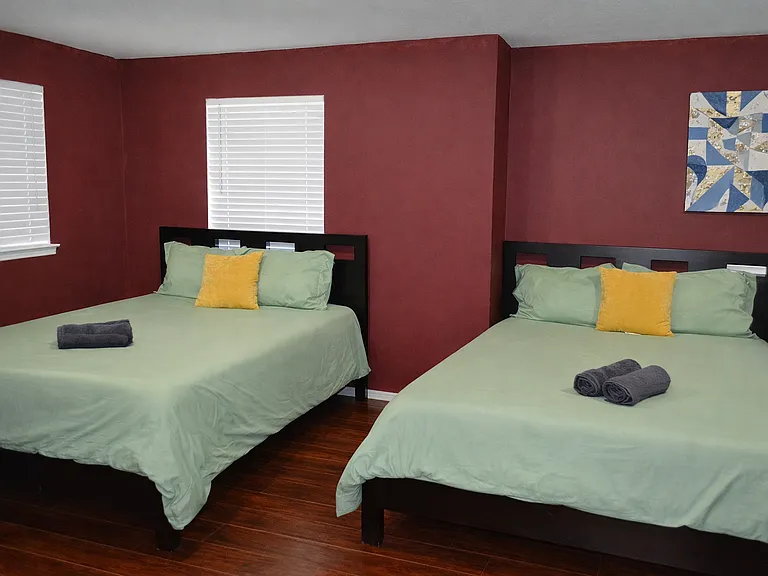 8205 Steamers Ln — Photo 7