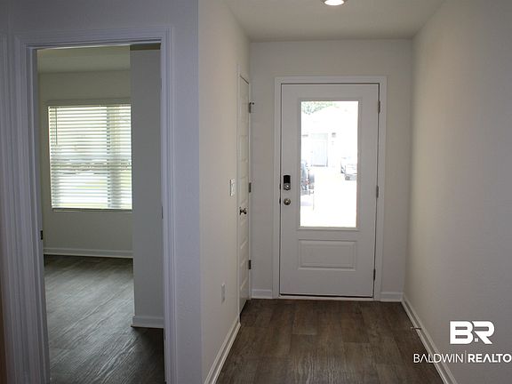 3rd image of 24197 Veranda Cir