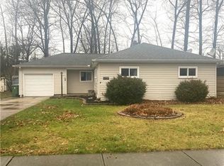 6420 Springwood Rd, Parma Heights, OH 44130