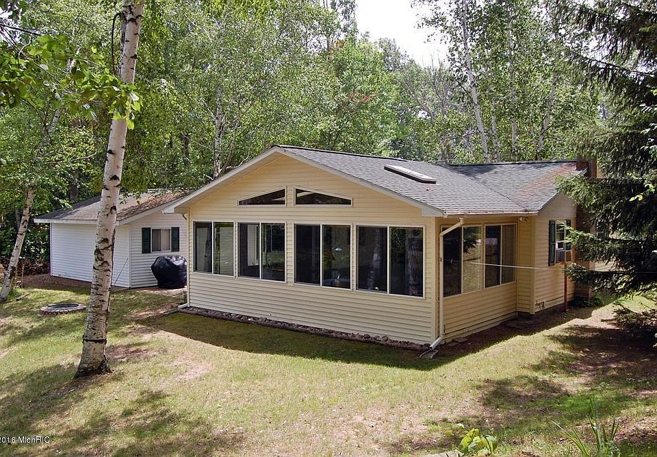 1st image of 8262 Hells Kettle Ct