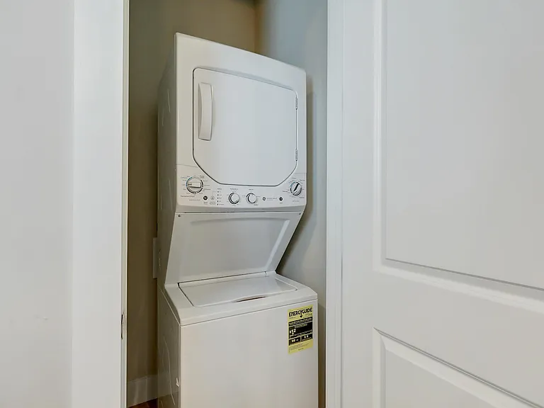 6044 Curie Pl — Photo 11