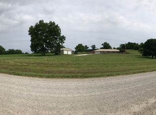 1009 County Rd, Brunswick, MO 65236