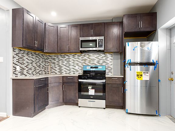 2nd image of 1759 E 46th St #2