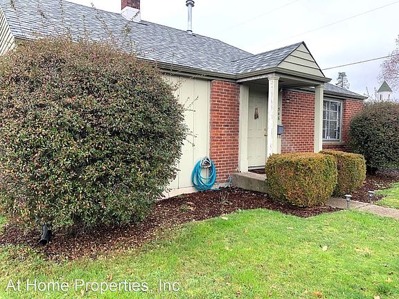 2nd image of 546 NW Kings Blvd #8990385