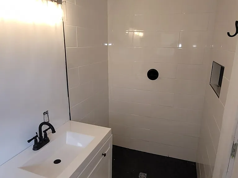 2820 Fort Ave — Photo 15