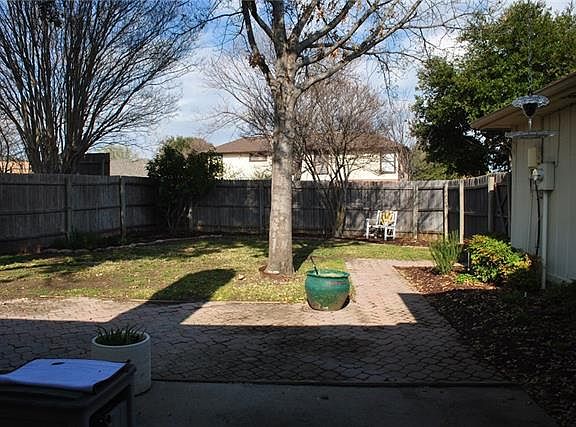 2nd image of 2904 Palisades Dr