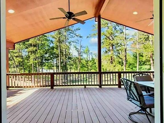 5th image of 156 Cove Ln