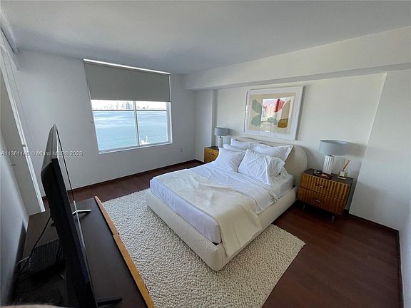 5th image of 1900 Sunset Harbour Dr #1706