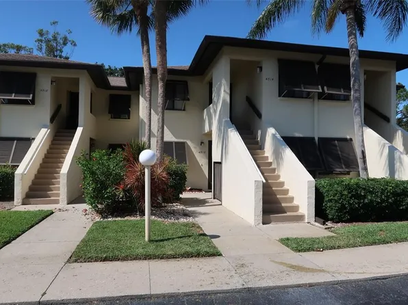 4512 Longwater Chase #27, Sarasota, FL 34235