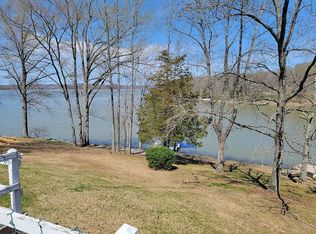 68 Audrey Ave, Cadiz, KY 42211