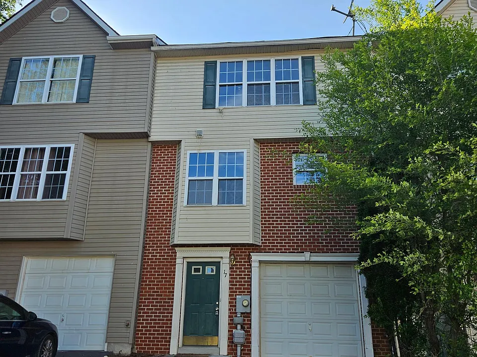 17 Talia Dr