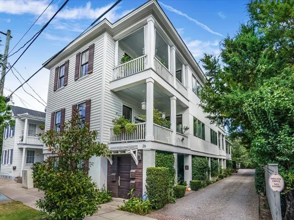 26 Smith St APT C, Charleston, SC 29401