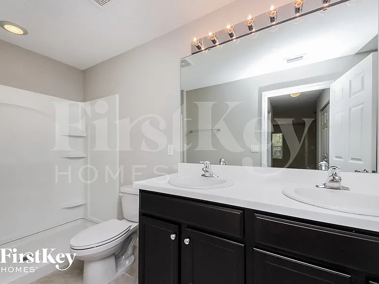 1490 Paramount Ave SE — Photo 10