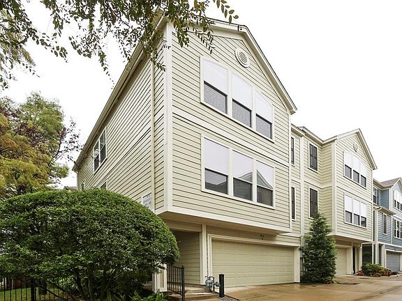 4th image of 7416 Coronado Ave APT 9