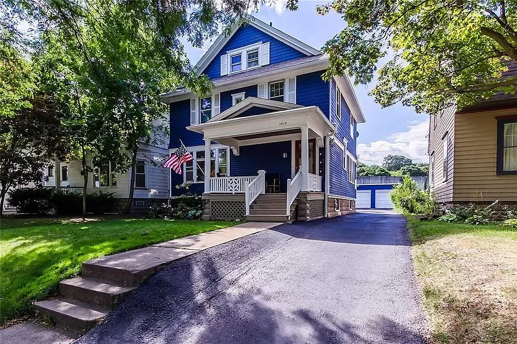 3 bed, 1.5 bath, $1,850 — Photo 1